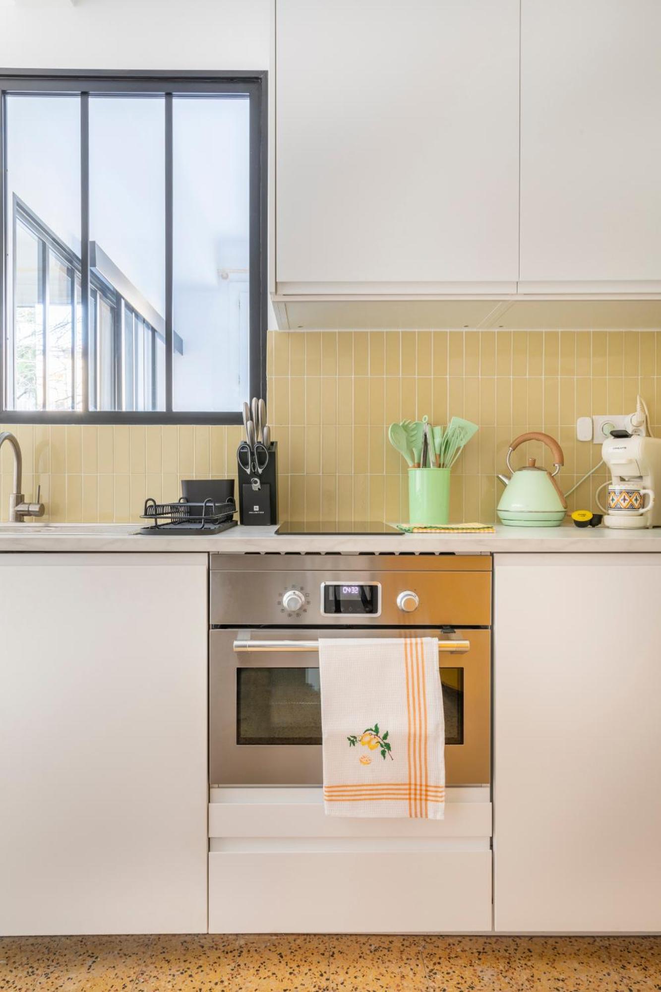 Petit Jaune, T2 Centre Ville Marseille Avec Balcon Exterior photo